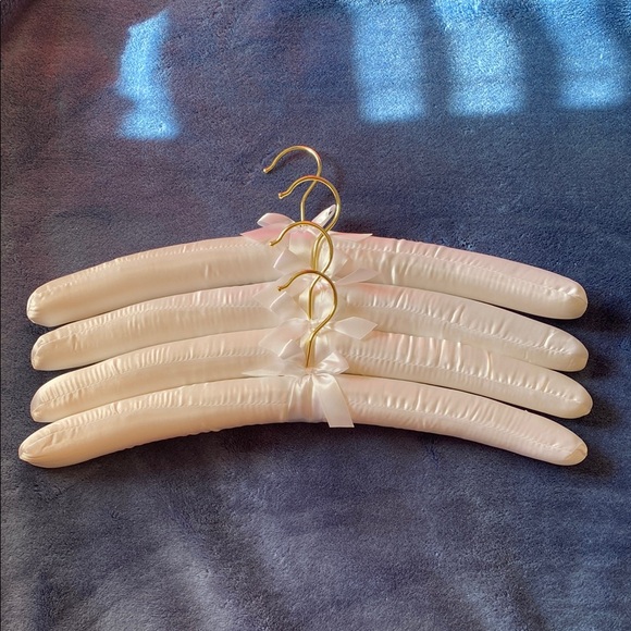 Amazon Accessories - Satin Padded Hangers with Bows